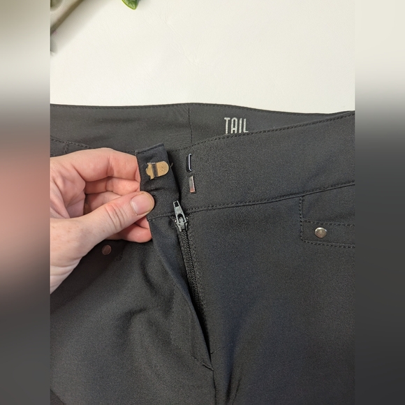 Tail Golf Bundle Of 6! Capris Shorts Size 2 - Picture 4 of 10